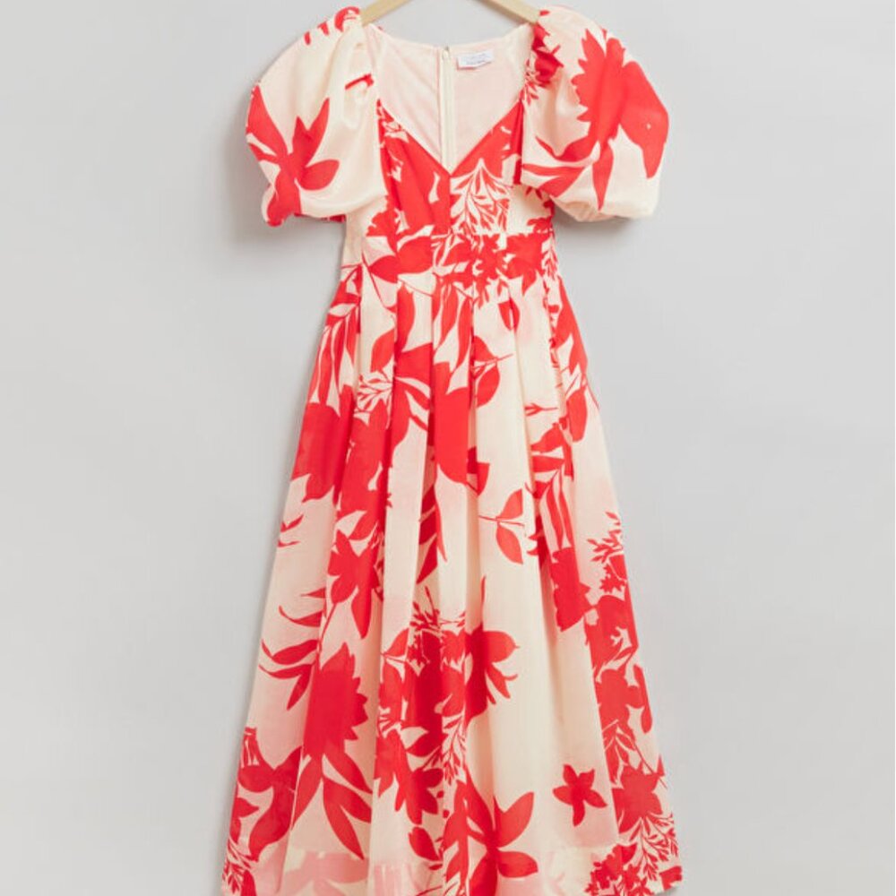 Voluminous Pleated Detail Maxi Dress